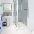 Ocean Colour Blue Holiday Cottage in Cornwall Twin En Suite