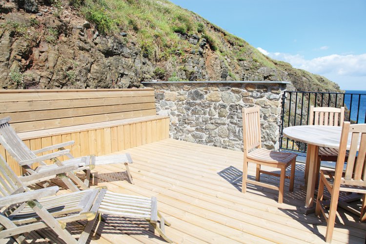 The Winch House, Church Cove