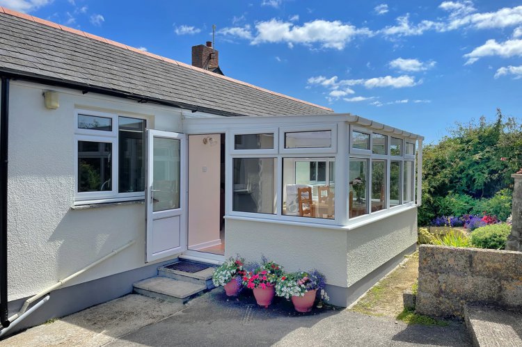 Anhay Cottage, Gunwalloe