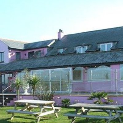 The Bowgie Inn