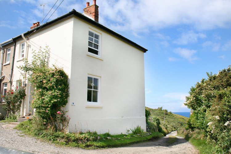 Creigan House, Mullion Cove