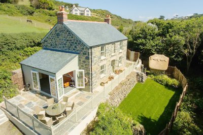New, Mill Cottage in Mullion Cove