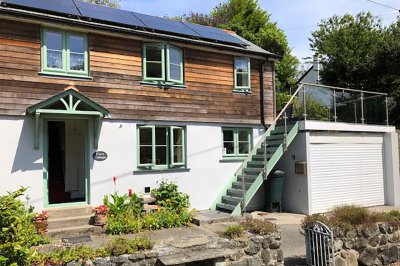 New, Cove Cottage in Porthallow