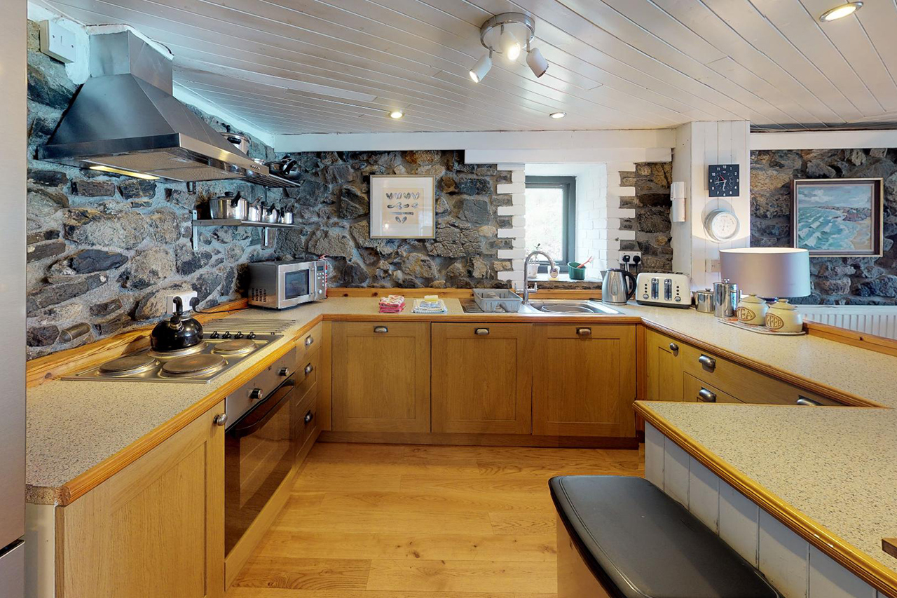 The Winch House, Church Cove