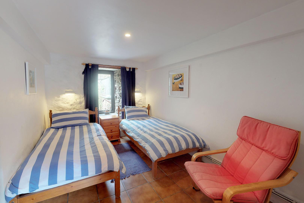 The Winch House, Church Cove