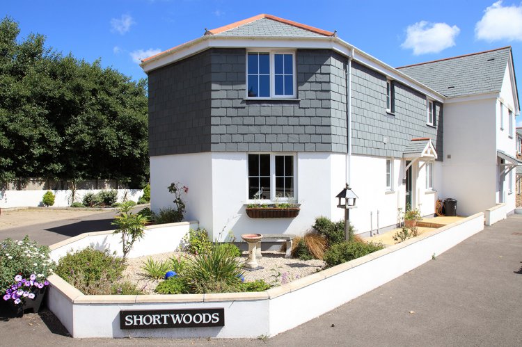 Shortwoods