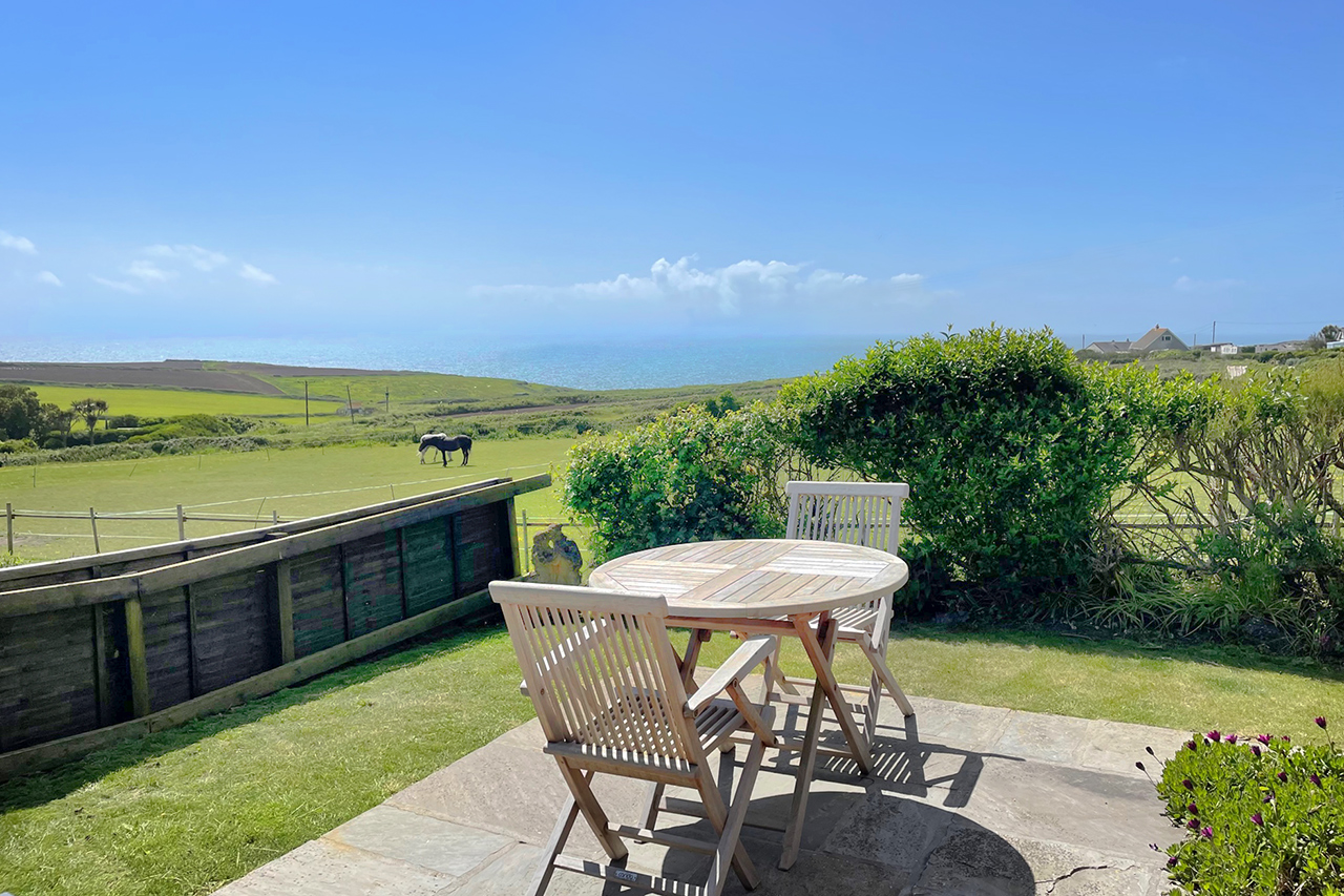 Pentreath Studio, Lizard