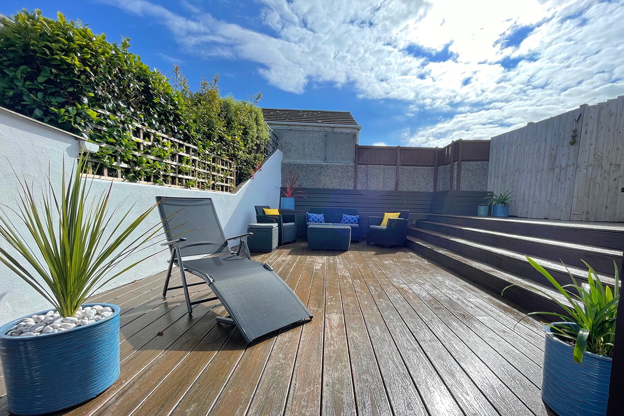 Church View Modern Holiday Home in Porthleven, Cornwall Cornish