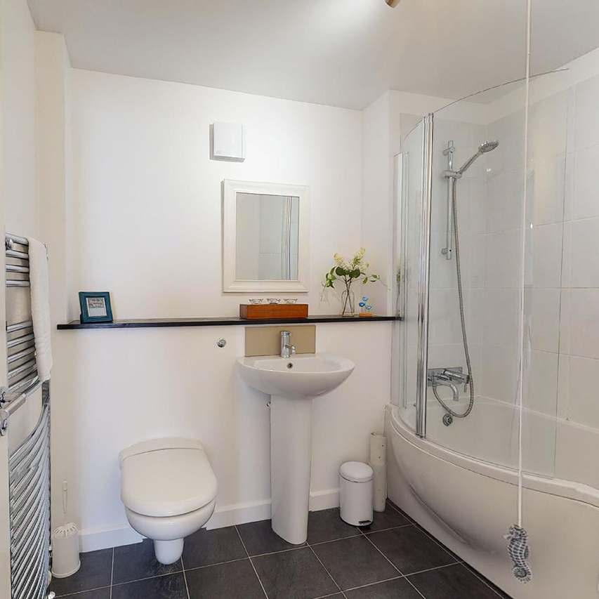 Church View Modern Holiday Home in Porthleven, Cornwall Cornish