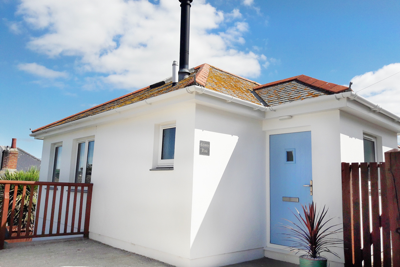Church View Modern Holiday Home in Porthleven, Cornwall Cornish