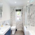 Trevean Holiday Cottage in Coverack, Bathroom