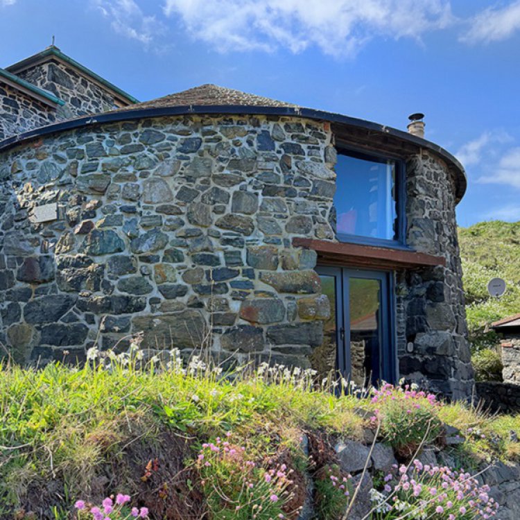 The Round House, Church Cove The Round House, Church Cove